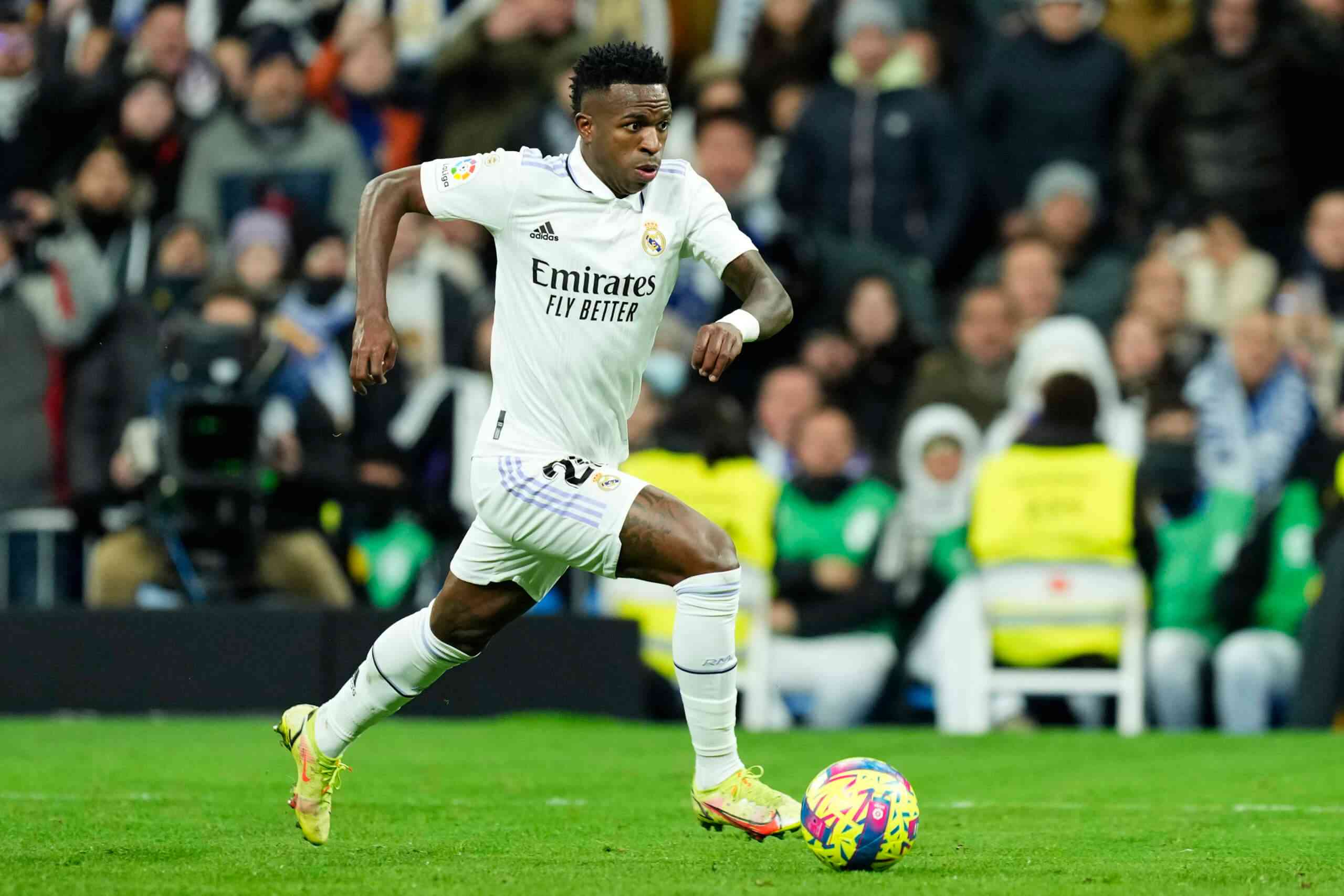 Futebol em Alta: PSG e Real Madrid em Ação