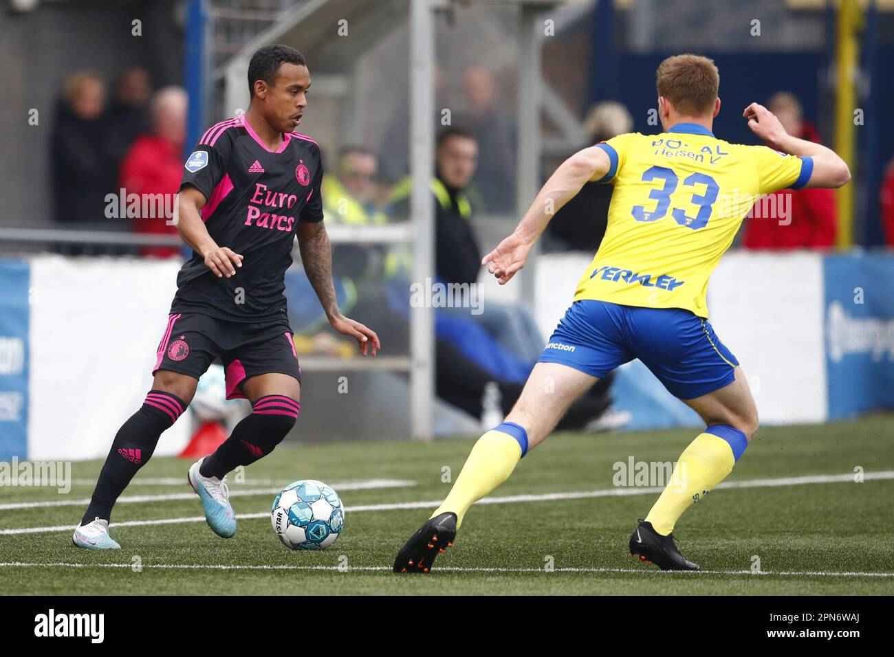 Feyenoord overrompelt Cambuur met 4-1 in oefenwedstrijd