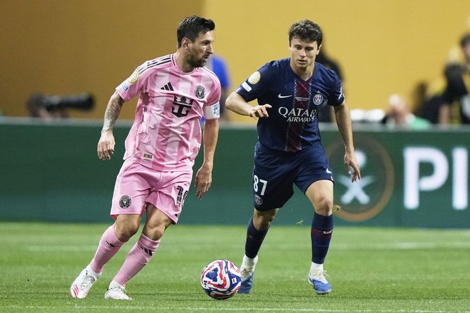Messi Shines as Inter Miami Crushes CF Montréal