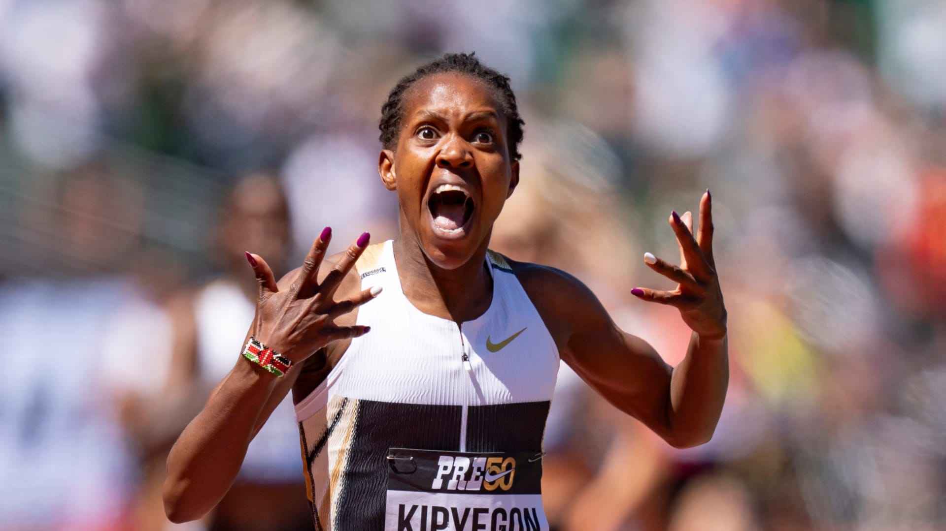 Kipyegon écrase le record du monde à Eugene