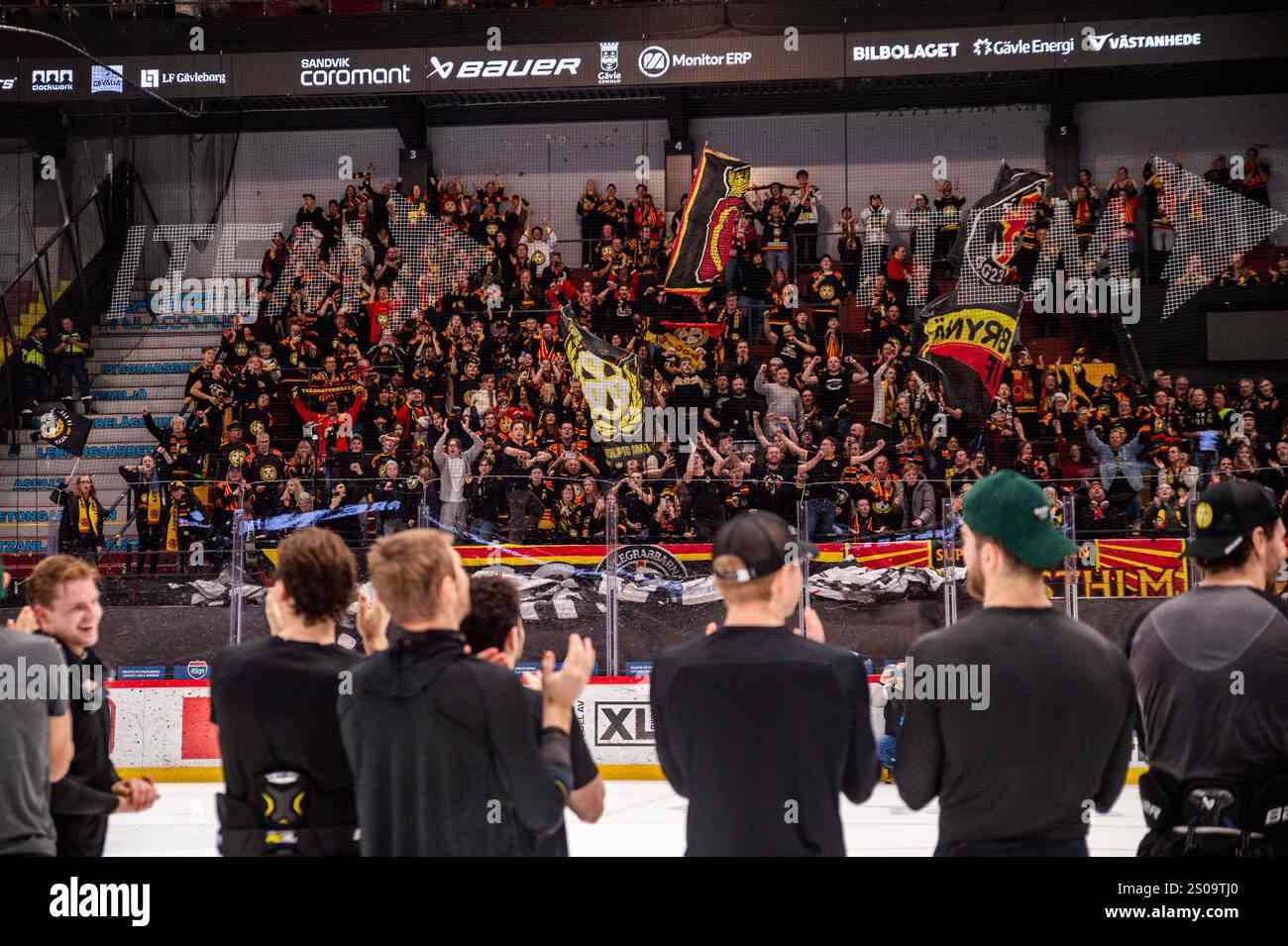 Brynäs dominerar SHL-tabellen med 97 poäng