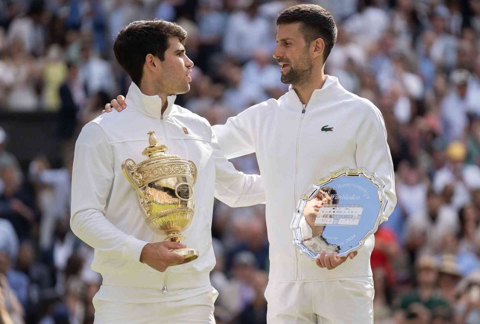 Djokovic triomphe à Wimbledon, Alcaraz en embuscade