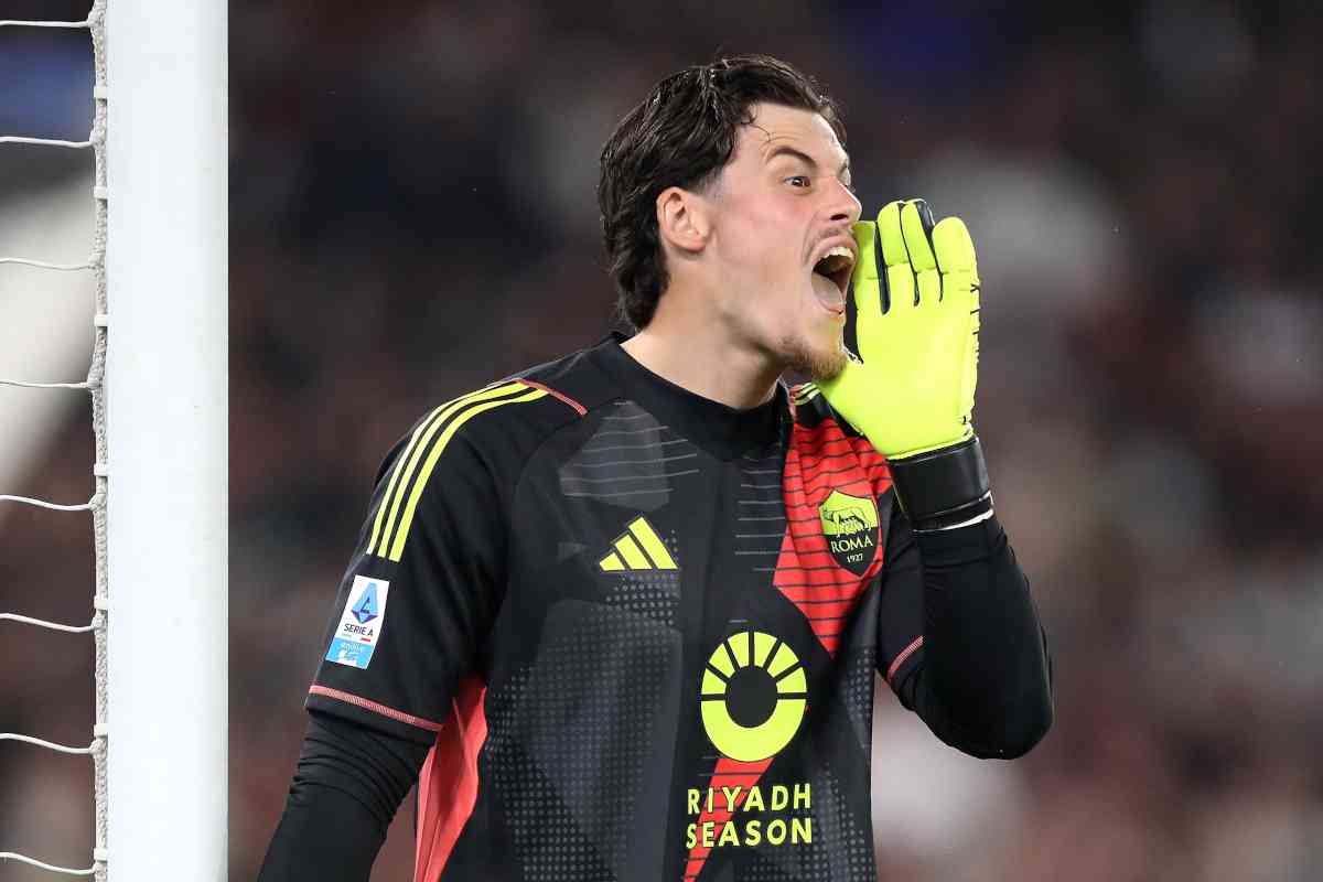 Roma rinnova Svilar, Napoli acquista Lang