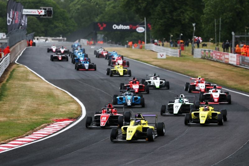 Bansal Dominates GB4 Race at Snetterton Circuit