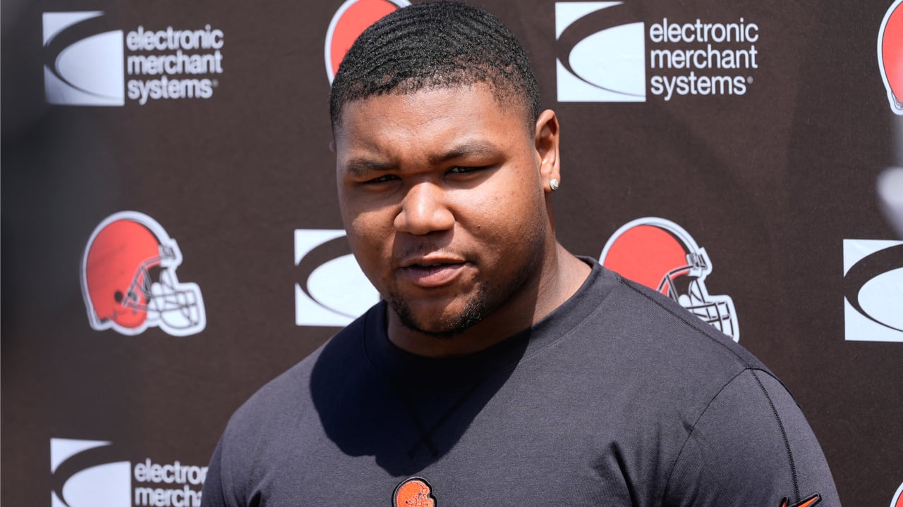 Browns Rookie Arrested, Patriots Eye Improvement