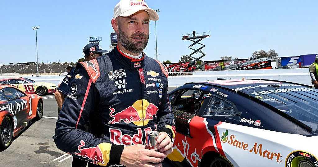Shane Van Gisbergen Dominates at Toyota / Save Mart 350