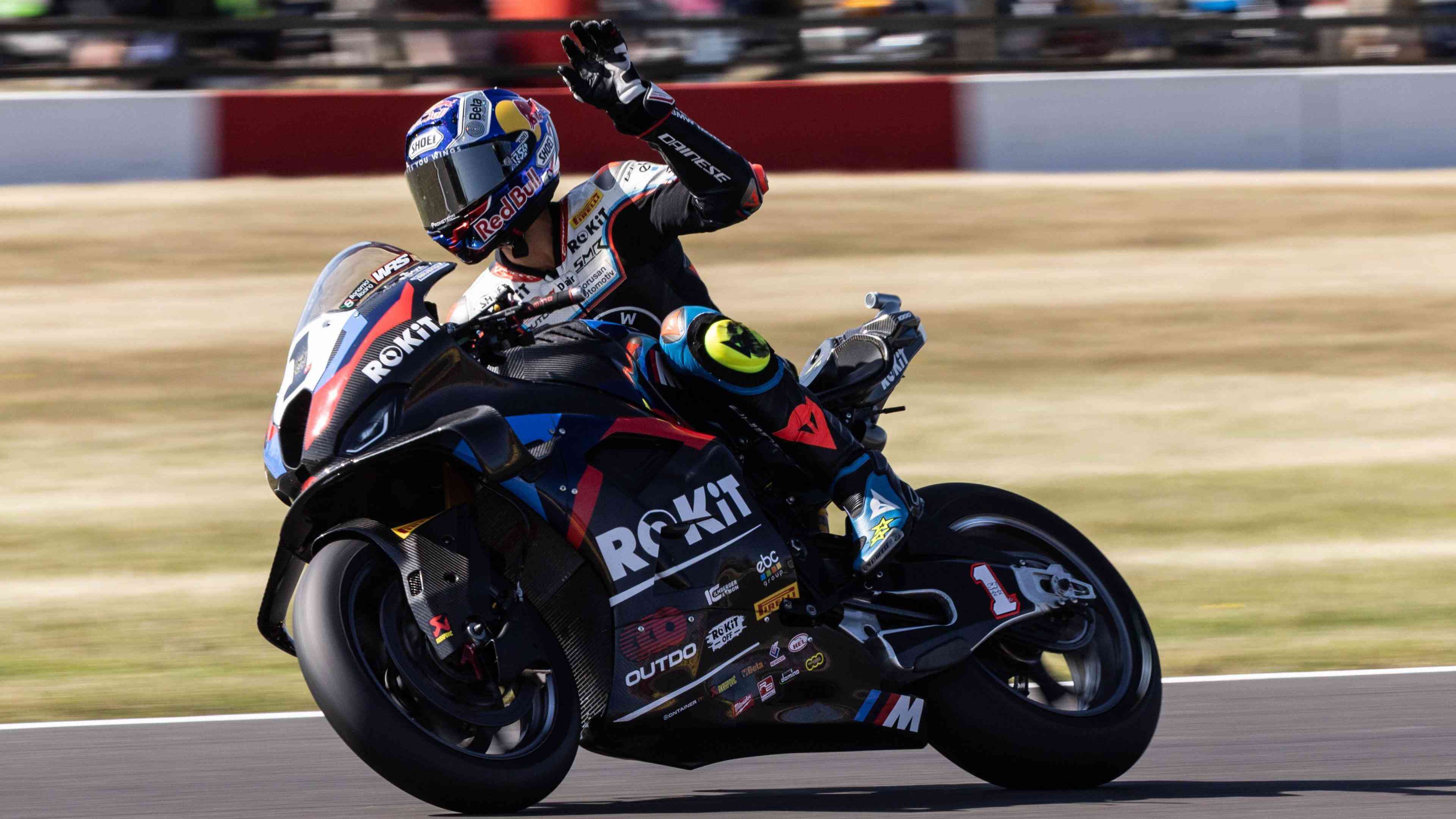 Razgatlıoğlu`s Triple Triumph at Donington Park