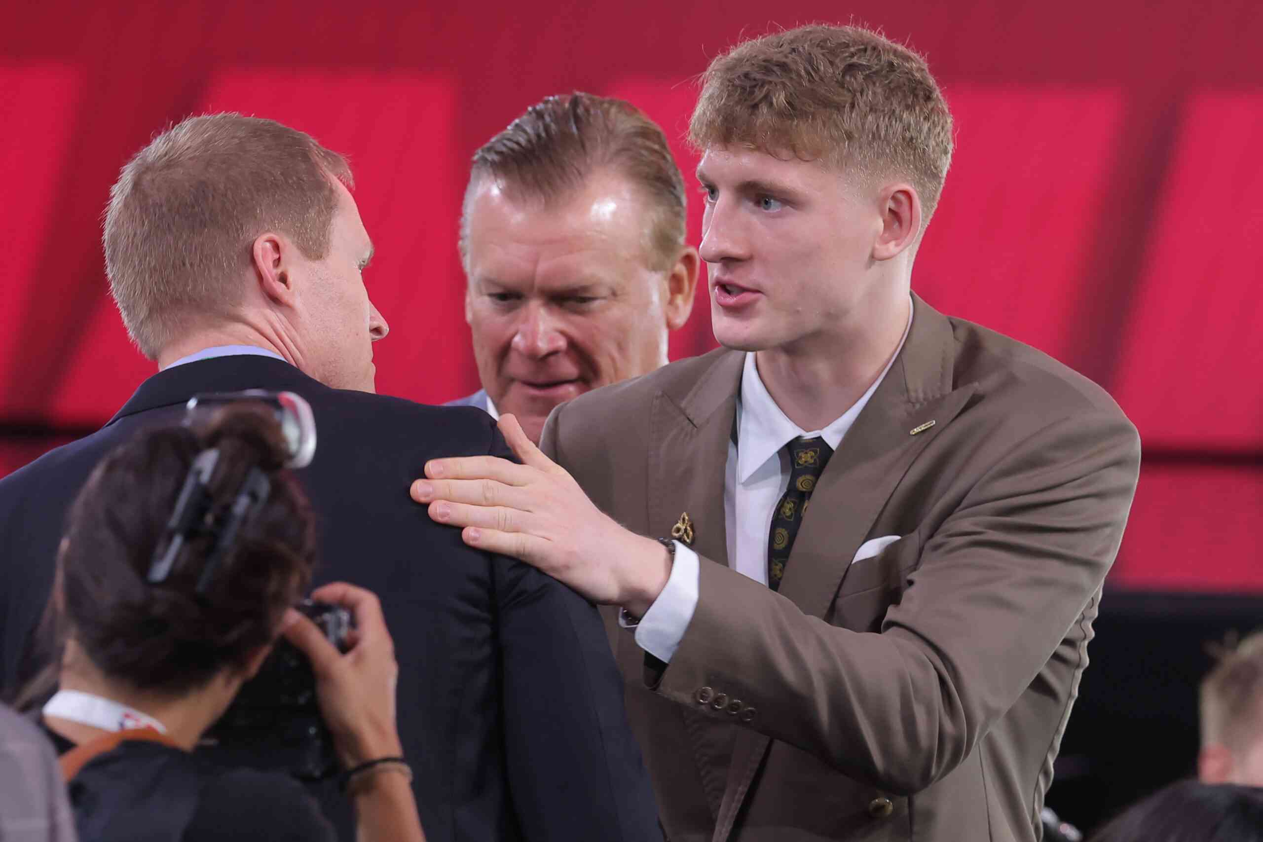 Illinois Basketball Targets Prospects Amid Summer League Buzz